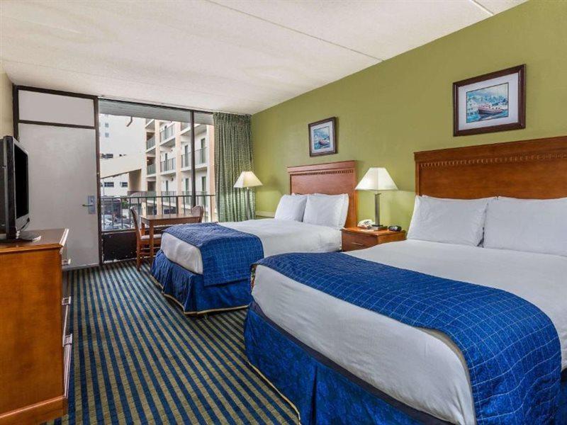 Days Inn By Wyndham Virginia Beach At The Beach Εξωτερικό φωτογραφία
