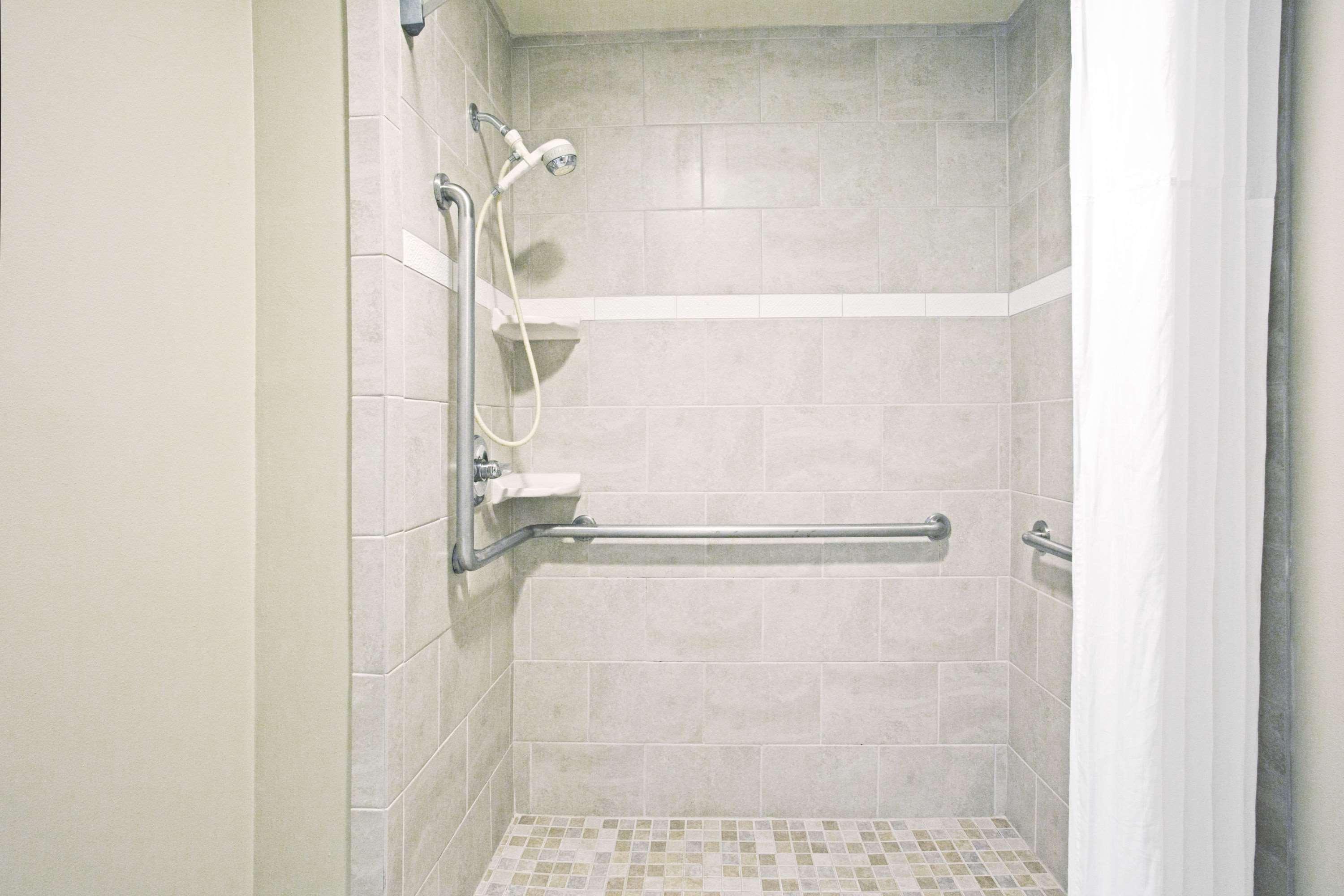 Days Inn By Wyndham Virginia Beach At The Beach Εξωτερικό φωτογραφία
