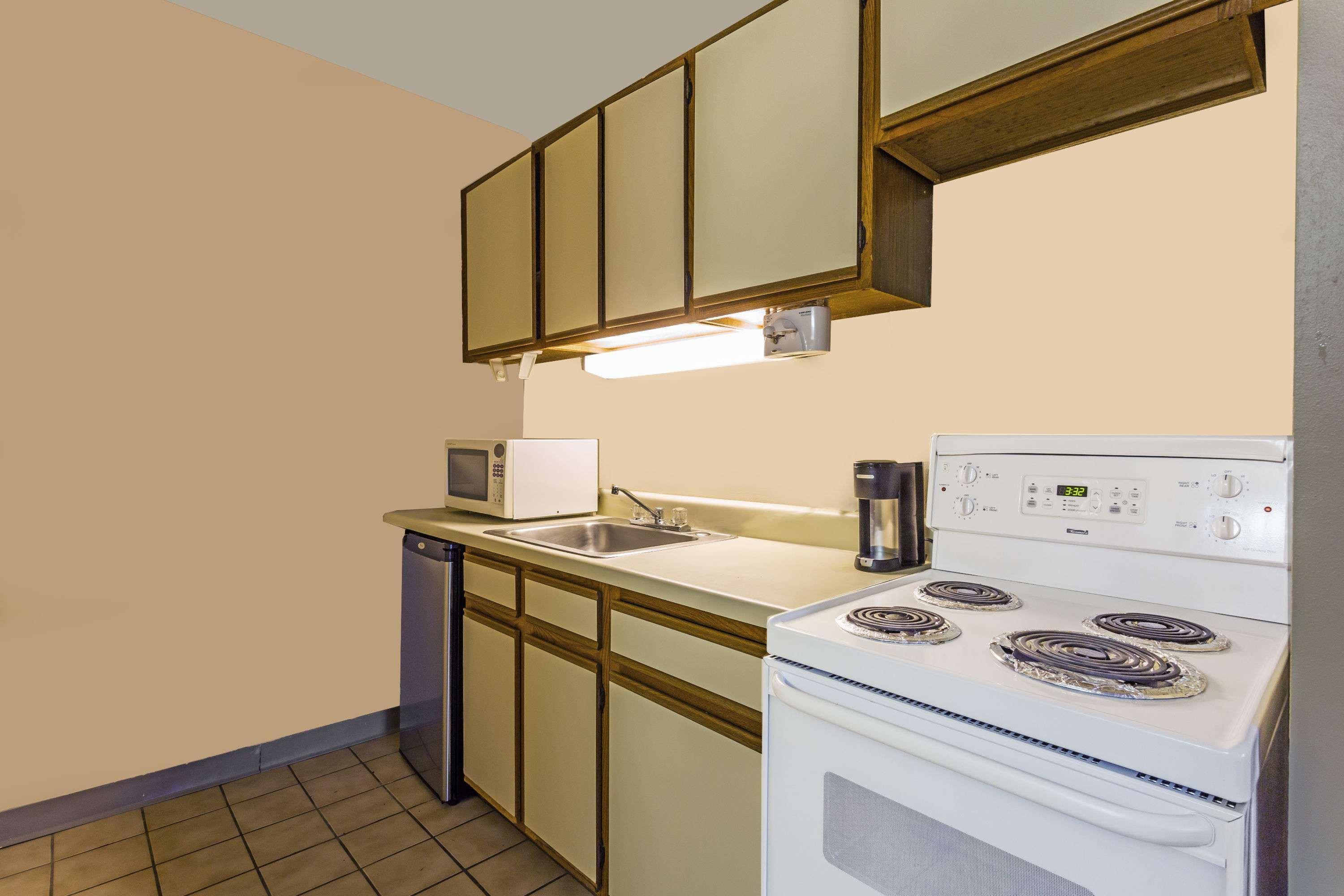 Days Inn By Wyndham Virginia Beach At The Beach Εξωτερικό φωτογραφία