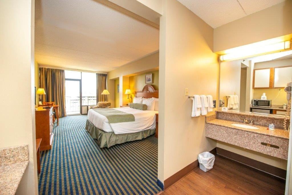 Days Inn By Wyndham Virginia Beach At The Beach Εξωτερικό φωτογραφία