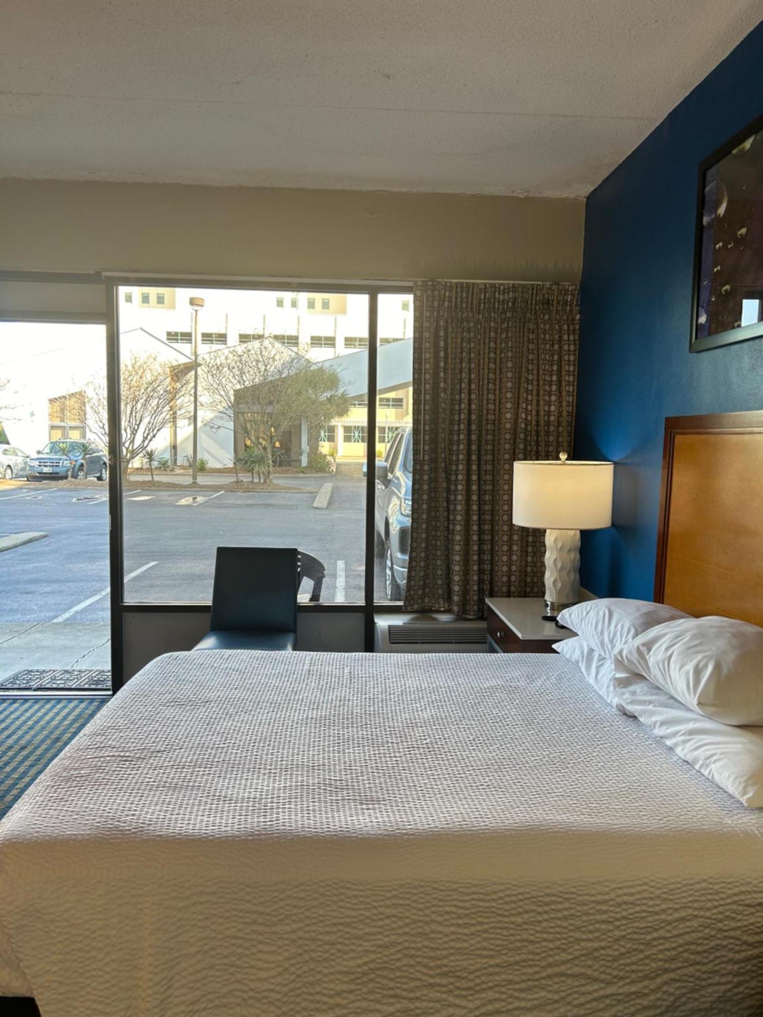 Days Inn By Wyndham Virginia Beach At The Beach Εξωτερικό φωτογραφία